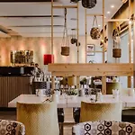 Mercure Annecy Sud 4*