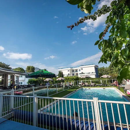 Mercure Annecy Sud Szálloda