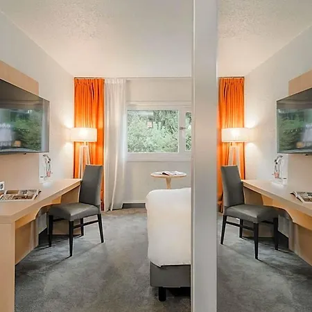 Szálloda Mercure Annecy Sud 4*
