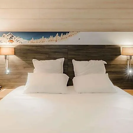 Mercure Annecy Sud Hotel 4*