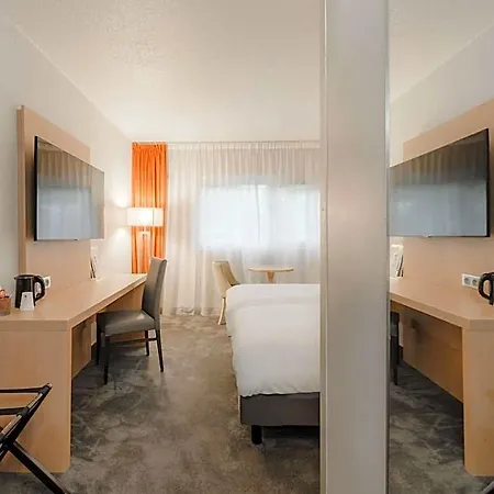 Mercure Annecy Sud 4*