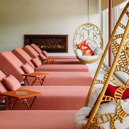 Mercure Annecy Sud 4*