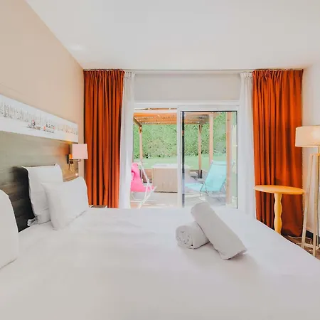 Mercure Annecy Sud Hotell 4*