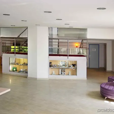 Hotel Mercure Annecy Sud 4*