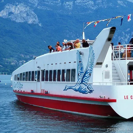 Mercure Annecy Sud Отель
